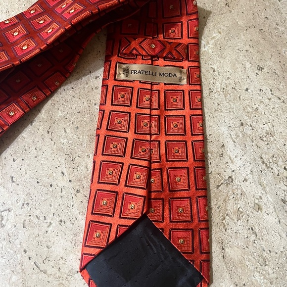 Fratelli Moda 100% Silk Tie - Picture 3 of 5